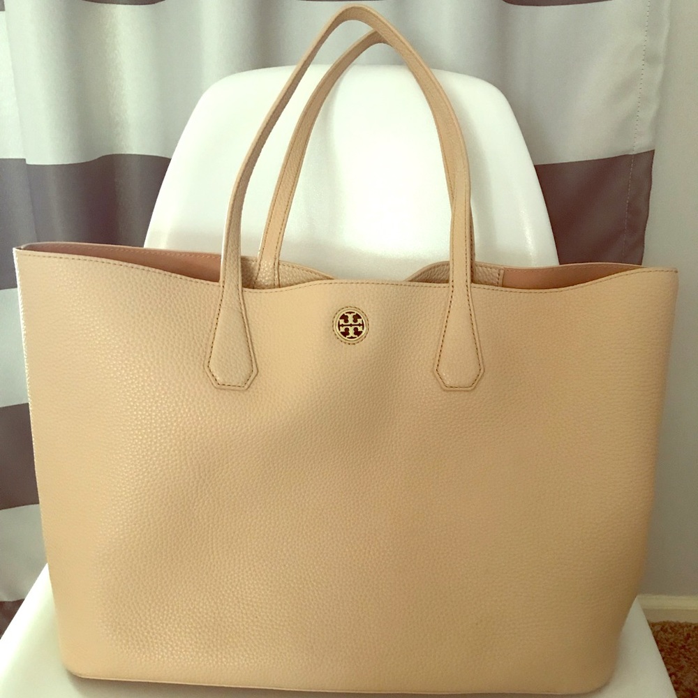 Tory Burch Perry tote in color light oak